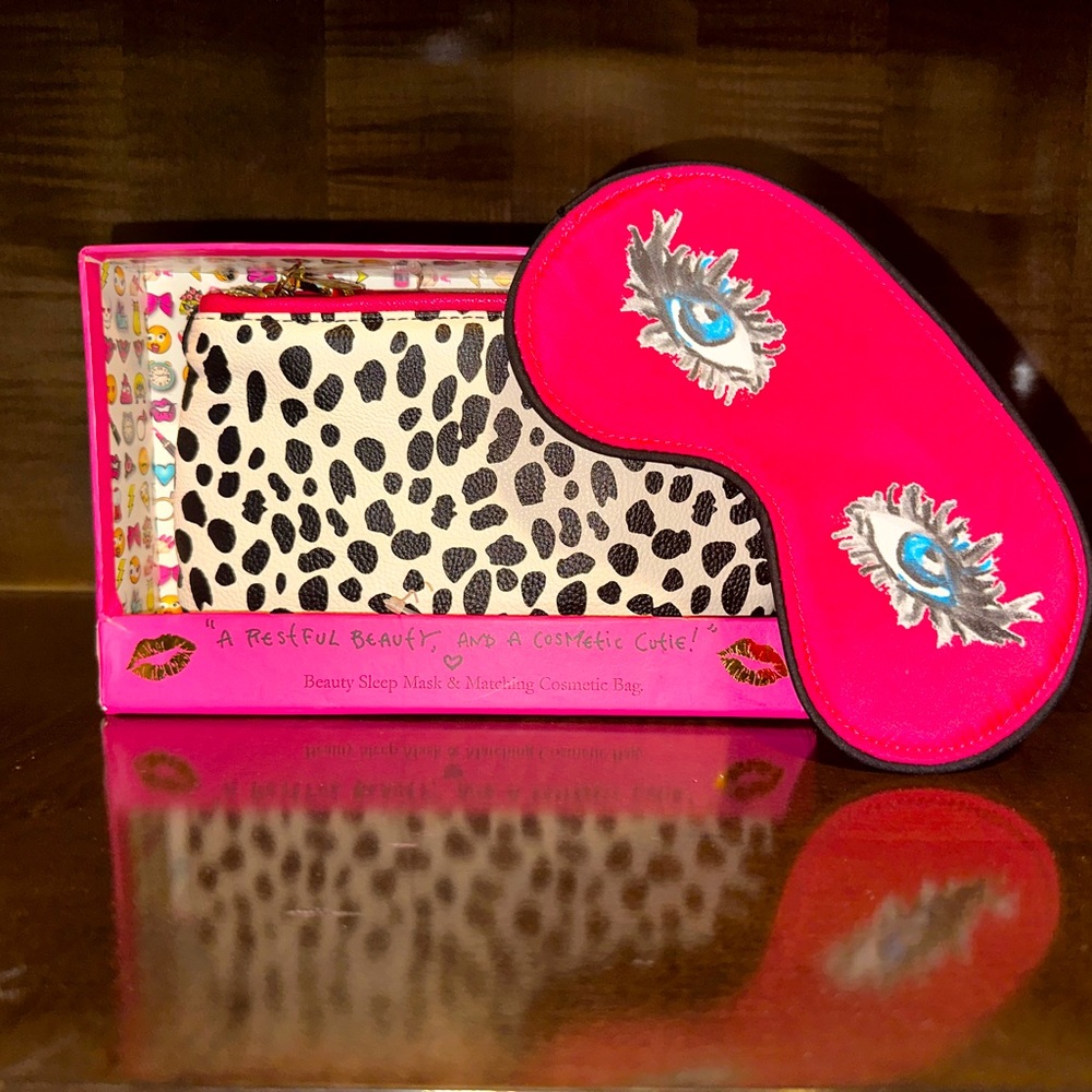“DONATED” Betsey Johnson, Vintage Cosmetic Pouch & Sleepmask Duet, NWOT’s